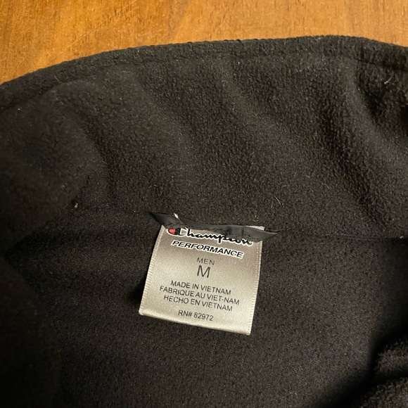 Champion jacket. - Picture 4 of 4